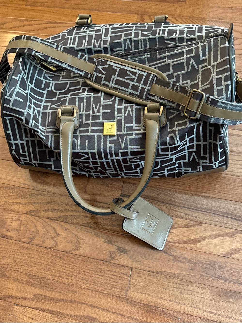 DVF Diane Von Furstenberg Brown Tan Classic Logo Luggage Overnight Weekend Bag
